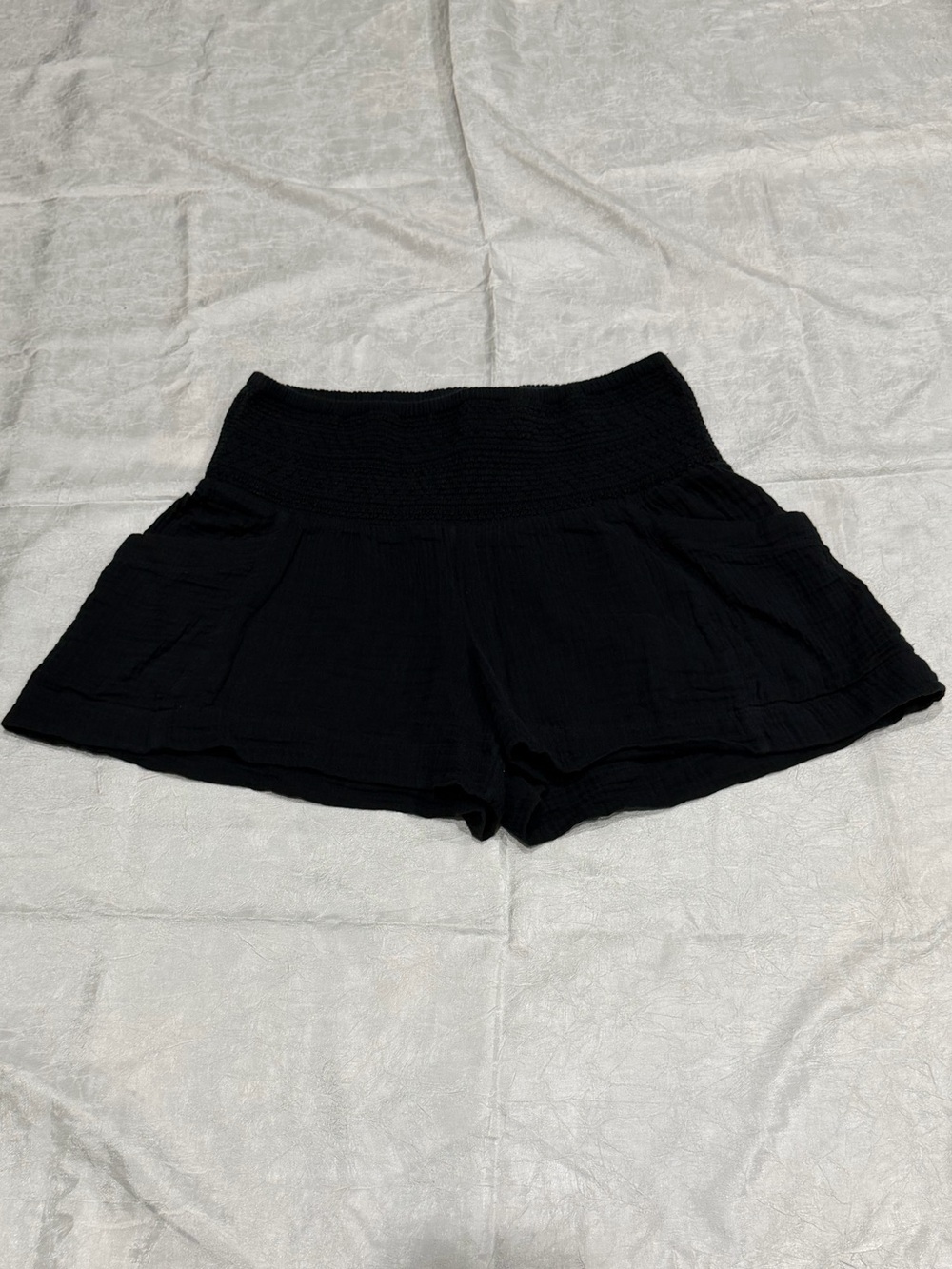 Anthropologie Black Gauze Smocked Waist Boho Beach Shorts XS - Picture 2 of 9